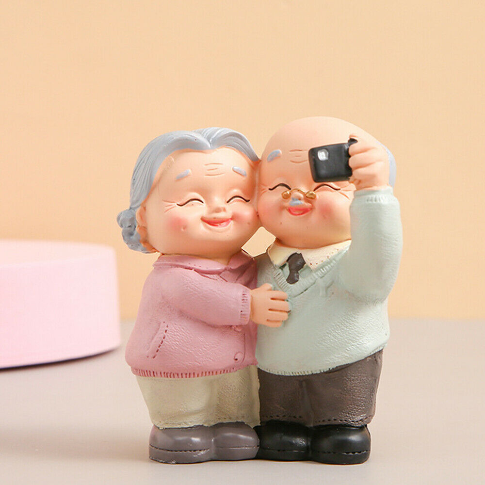 Lovely couple figurine Gift